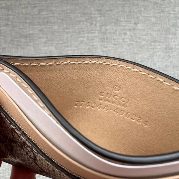 GUCCI. GG Supreme Coated Canvas Leather Horsebit Card Holder. - Picture 16 of 16